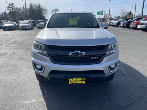 Used 2017 Chevrolet Colorado Z71 AWD/4WD image 3