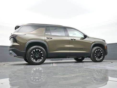 Used 2024 Chevrolet Traverse Z71 w/ Enhanced Driving Package image 46