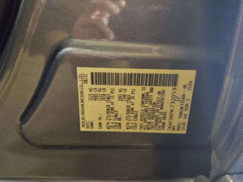 Used 2022 Nissan Rogue SV image 33