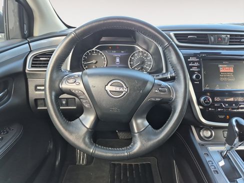 Used 2024 Nissan Murano SV FWD image 13