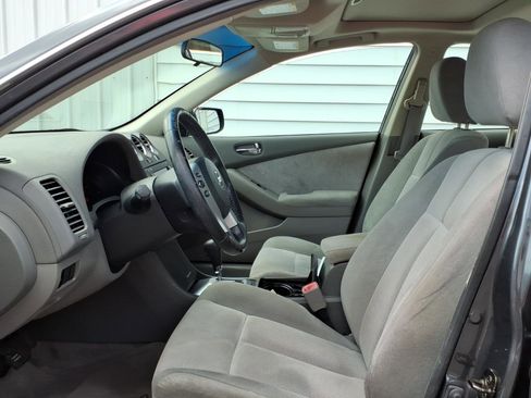 Used 2009 Nissan Altima 2.5 S w/ Convenience Plus Pkg FWD image 7