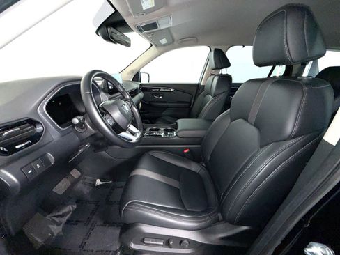 Used 2025 Honda Pilot EX-L image 13