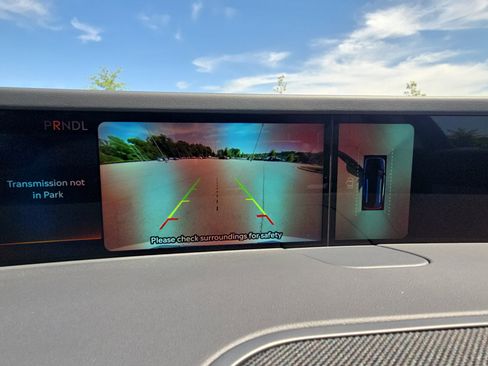 New 2026 Lincoln Nautilus Premier AWD/4WD image 24
