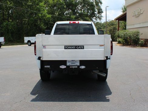 Used 2025 RAM 2500 Tradesman RWD image 13
