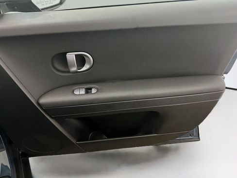 Used 2024 Hyundai Ioniq 5 SEL image 34