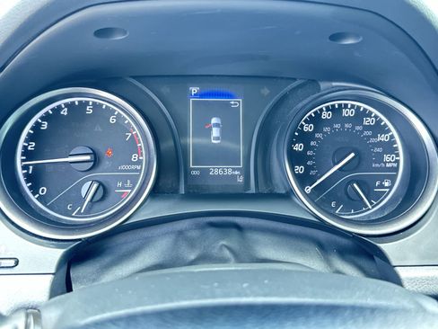 Used 2023 Toyota Camry SE FWD image 21