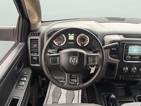 Used 2017 RAM 2500 Tradesman w/ Chrome Appearance Group AWD/4WD image 20