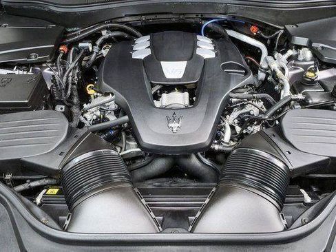 Certified 2023 Maserati Levante GT AWD/4WD image 35