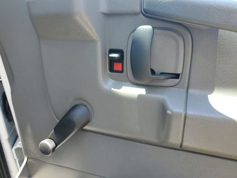Used 2015 Chevrolet Express 3500 Extended w/ Chrome Appearance Package RWD image 14