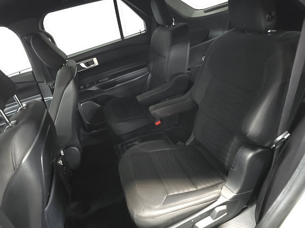 Used 2020 Ford Explorer XLT w/ Comfort Package AWD/4WD image 36