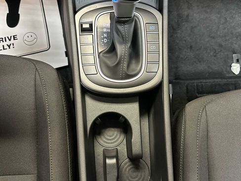 New 2026 Hyundai Kona SE image 19