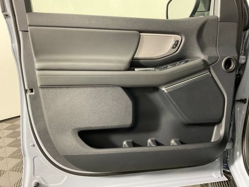 New 2027 Ford Expedition Max Active RWD image 12