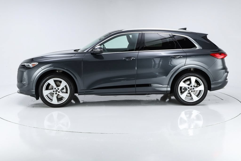 Used 2025 Audi Q5 Prestige AWD/4WD image 48