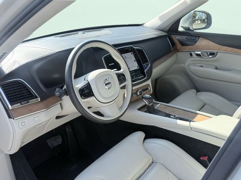 Used 2020 Volvo XC90 T6 Inscription w/ Protection Package Premier AWD/4WD image 16