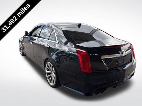 Used 2017 Cadillac CTS V w/ Luxury Package RWD image 3