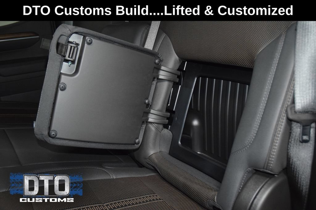 Used 2025 Chevrolet Silverado 1500 High Country w/ Midnight Edition AWD/4WD image 42