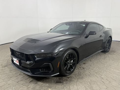 Certified 2024 Ford Mustang GT RWD image 3