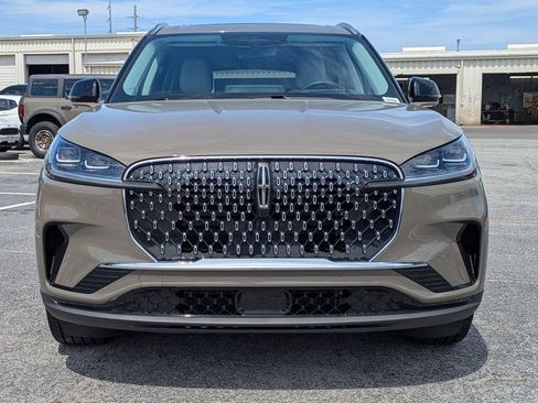 New 2026 Lincoln Aviator Reserve w/ Illumination Package RWD image 10