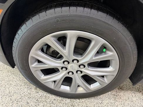 Used 2021 Cadillac XT5 Sportv w/ LPO, Floor Liner Package image 9