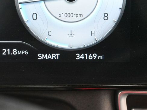 Used 2024 Hyundai Elantra SEL FWD image 26