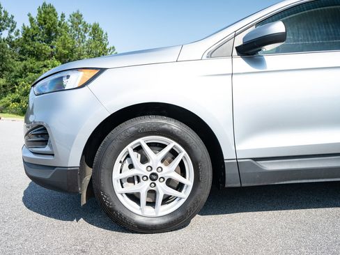Used 2024 Ford Edge SEL AWD/4WD image 4