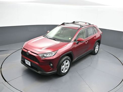 Certified 2019 Toyota RAV4 XLE w/ Convenience Package image 34