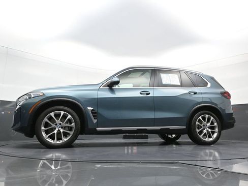 Used 2026 BMW X5 xDrive40i image 25