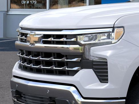 New 2026 Chevrolet Silverado 1500 LTZ w/ LTZ Premium Package AWD/4WD image 13