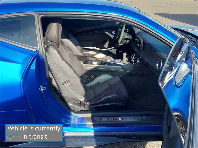 Used 2018 Chevrolet Camaro ZL1 RWD image 18