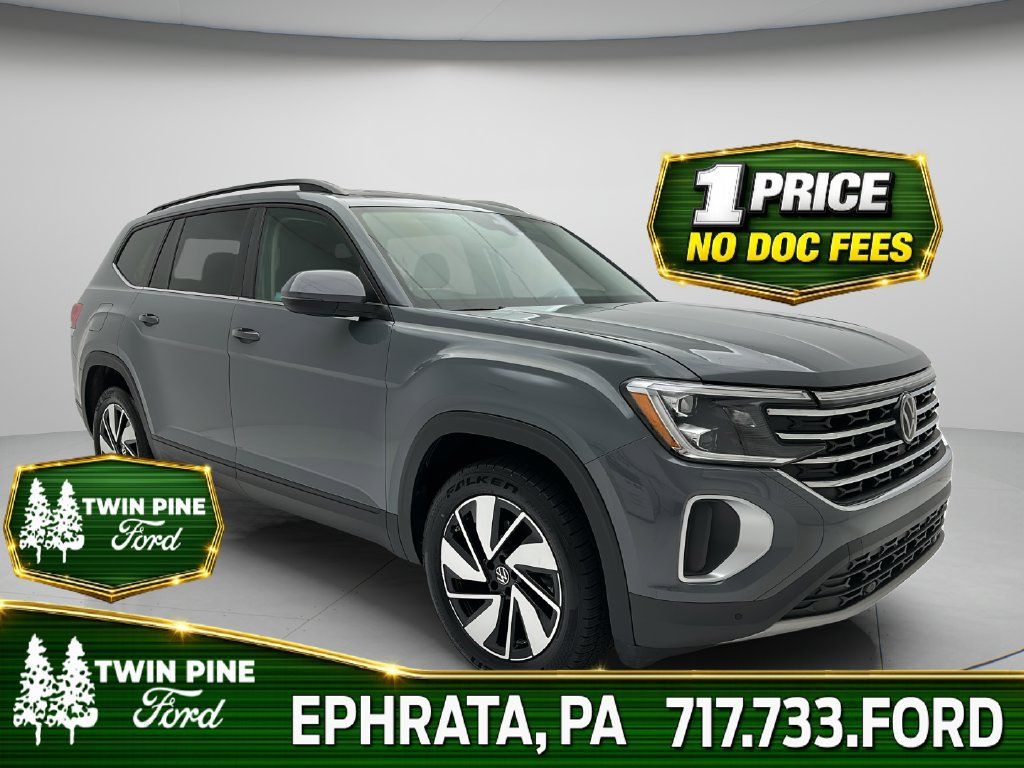 Used 2025 Volkswagen Atlas SE AWD/4WD image 1