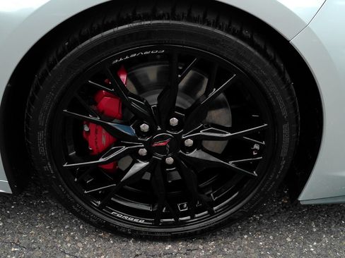 Used 2026 Chevrolet Corvette Stingray Premium Cpe w/ Z51 Performance Package RWD image 29