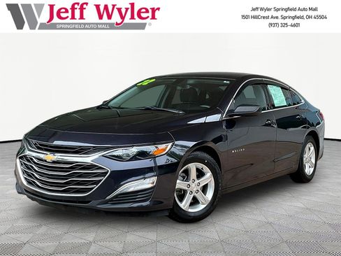 Used 2022 Chevrolet Malibu LS FWD image 1