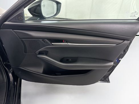 Used 2024 MAZDA MAZDA3 s image 30