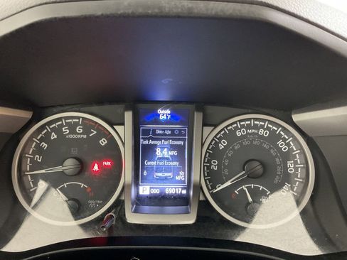 Certified 2023 Toyota Tacoma 4x4 Double Cab image 24