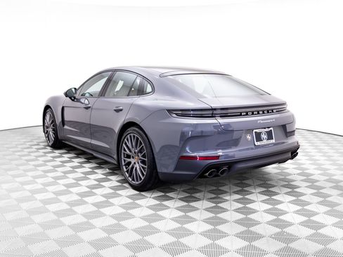 New 2026 Porsche Panamera 4 image 3