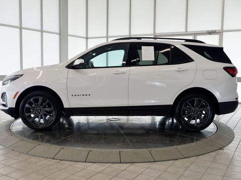 Used 2023 Chevrolet Equinox RS w/ RS Leather Package AWD/4WD image 5