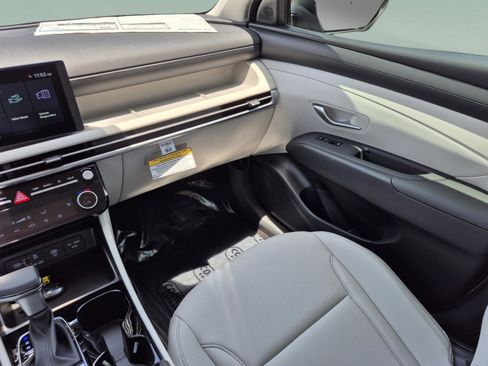 New 2026 Hyundai Tucson SEL FWD image 14