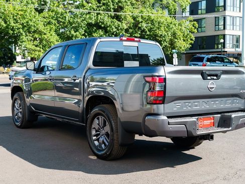 New 2025 Nissan Frontier SV w/ SV Convenience Package image 4