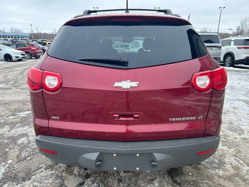 Used 2010 Chevrolet Traverse LT w/ Personal Connectivity Package image 6