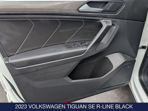 Used 2023 Volkswagen Tiguan SE R-Line AWD/4WD image 11