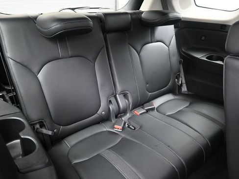 Certified 2023 Honda Pilot Touring image 25