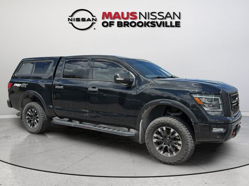 Used 2021 Nissan Titan PRO-4X w/ Pro-4x Convenience Package AWD/4WD image 14