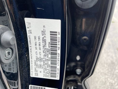 Used 2023 Toyota Tacoma TRD Pro AWD/4WD image 33