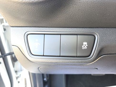 Used 2023 Kia Forte LXS image 12