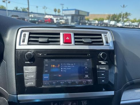 Used 2019 Subaru Outback 2.5i AWD/4WD image 13