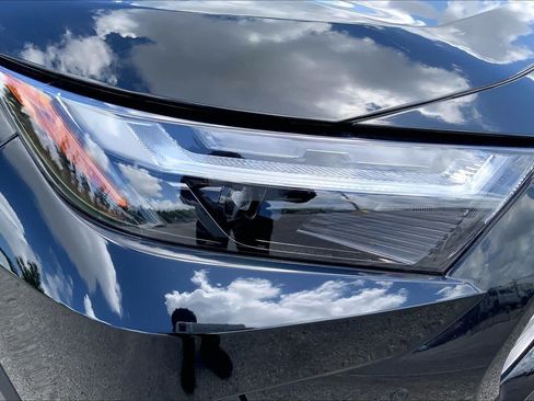 Used 2024 Toyota RAV4 Limited w/ Advanced Technology Package AWD/4WD image 27