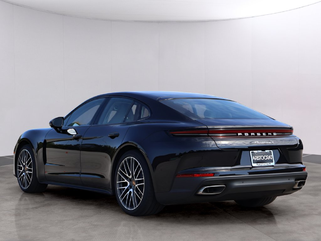 New 2026 Porsche Panamera image 3