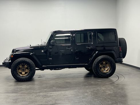 Used 2018 Jeep Wrangler Unlimited Sport image 5