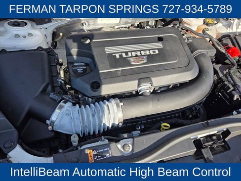 Used 2022 Cadillac XT4 Premium Luxury w/ Enhanced Visibility Package FWD image 22