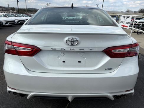 Used 2019 Toyota Camry XSE image 7